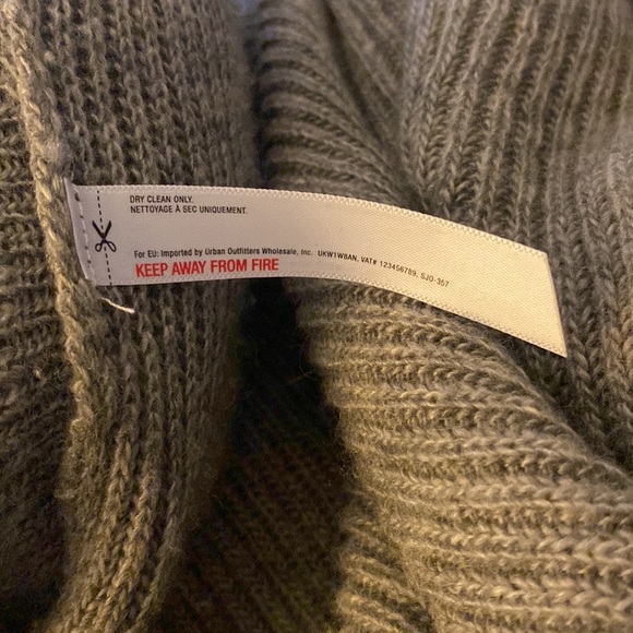 Sleeping on Snow Anthropologie Gray Open Ruffle Front Cardigan Wrap Sweater  OS - Picture 7 of 9